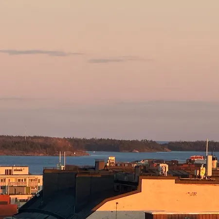 Floor Getaway In - Church & Sea View *