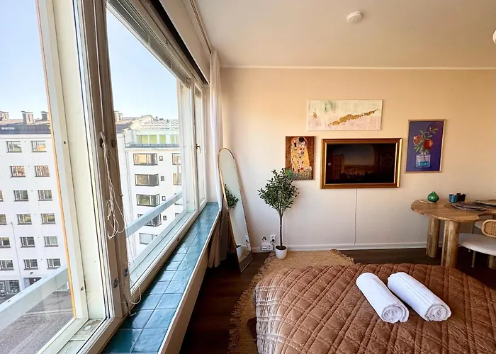 Floor Getaway In - Church & Sea View Daire