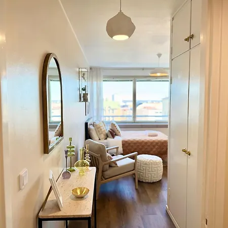 Floor Getaway In - Church & Sea View Helsinki